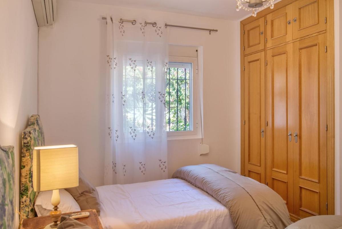 2 Independant Fully Equipped With Heated Pool And Jacuzzi * Málaga